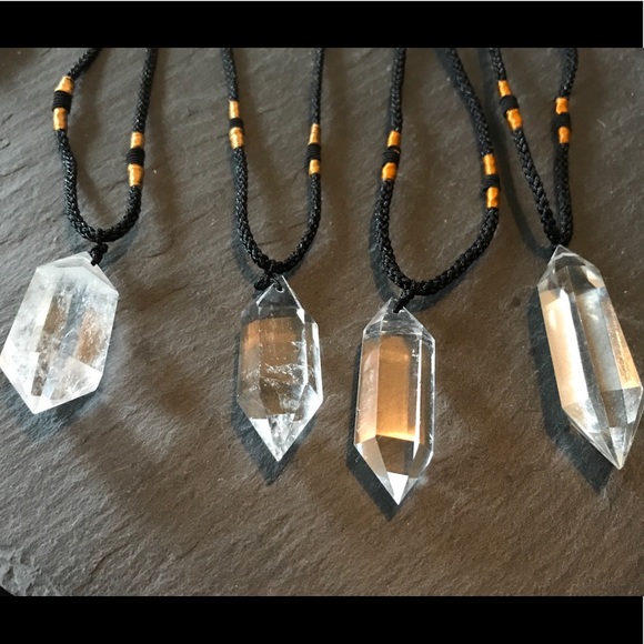 ✨Charged✨ Double pointed natural Quartz adjustable necklace - Picture 3 of 5